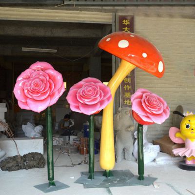 彩绘不锈钢花朵抽象雕塑