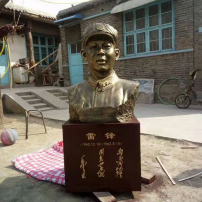 雷锋胸像抽象人物铜雕