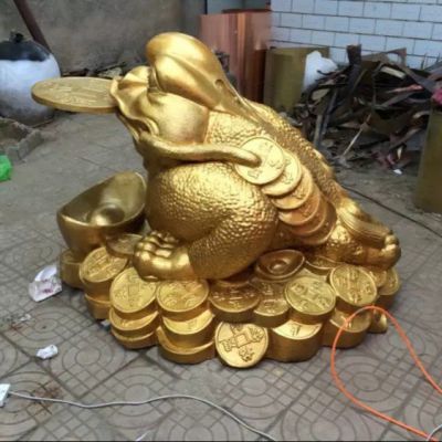 金色金蟾标志抽象铜雕