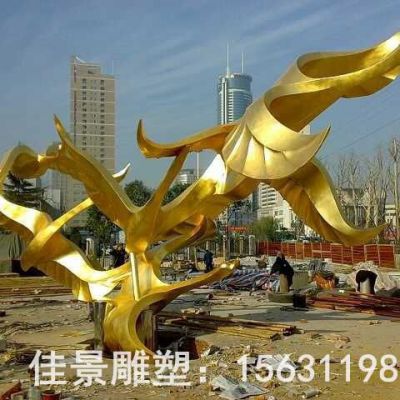 彩绘几何仙鹤不锈钢雕塑