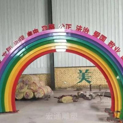 不锈钢彩绘大门景观雕塑