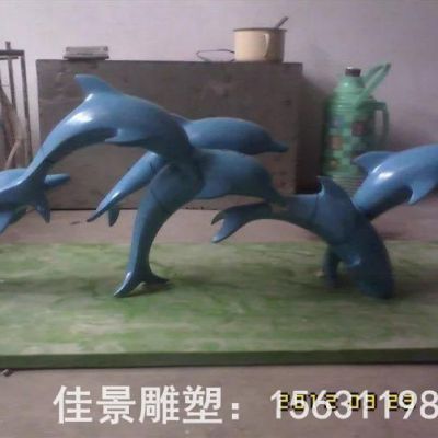彩绘海豚不锈钢别墅雕塑