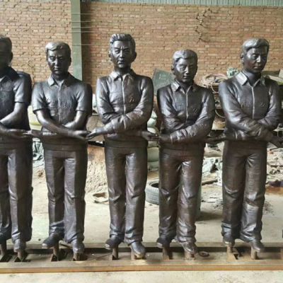现代工人人物标志铜雕