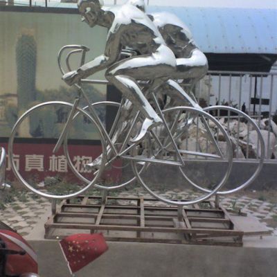 不锈钢骑自行车城市雕塑