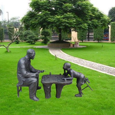 下棋人物抽象标志铜雕
