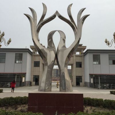 彩绘大型景观不锈钢雕塑