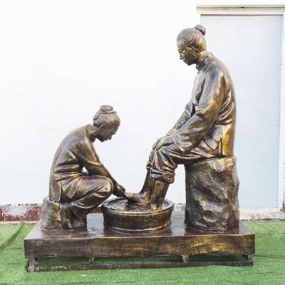 洗脚孝文化商场人物铜雕