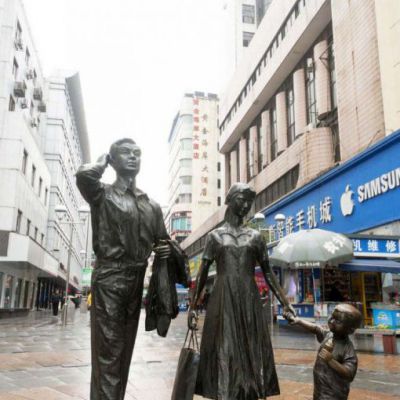 抽象人物一家三口铜雕