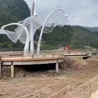 不锈钢荷叶凉亭雕塑